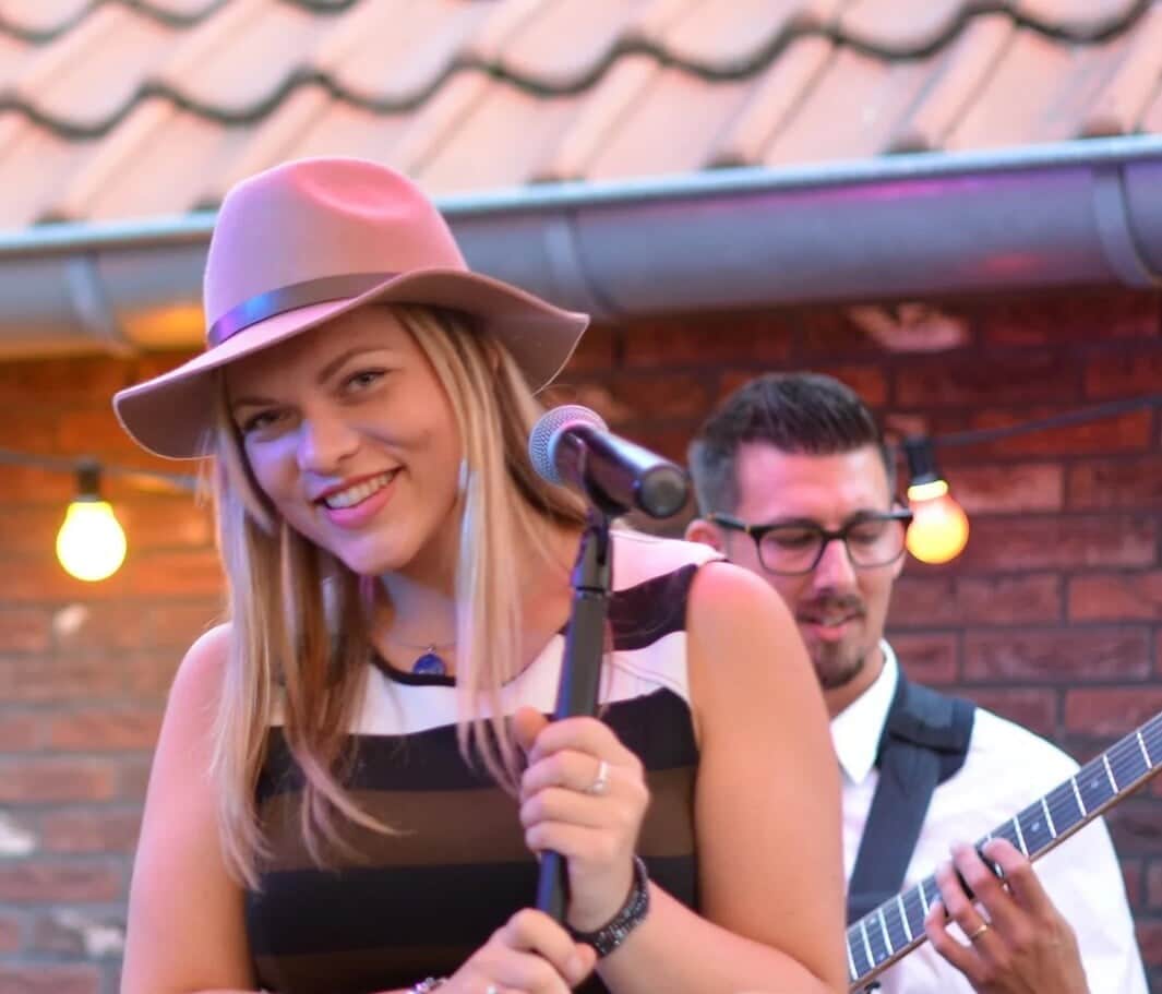 Akoestische coverband Sofie